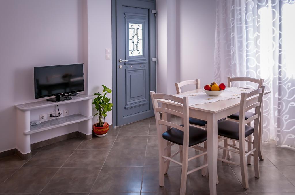 Апартаменти Matilda Milos - Cycladic Living Triovasalos Екстер'єр фото
