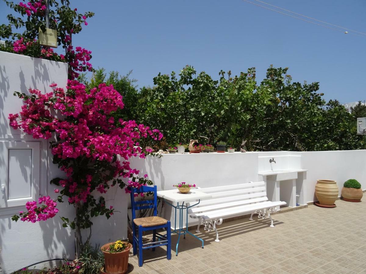 Апартаменти Matilda Milos - Cycladic Living Triovasalos Екстер'єр фото