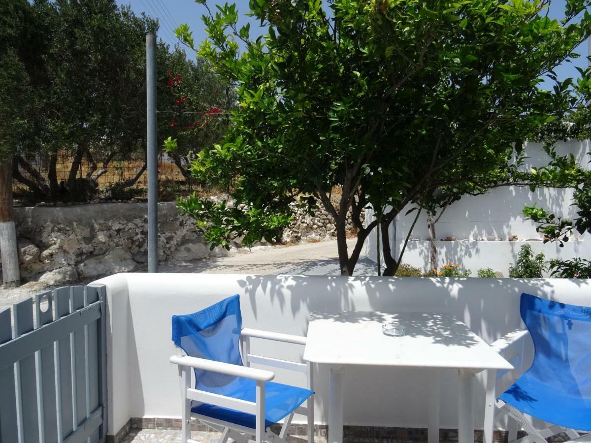 Апартаменти Matilda Milos - Cycladic Living Triovasalos Екстер'єр фото